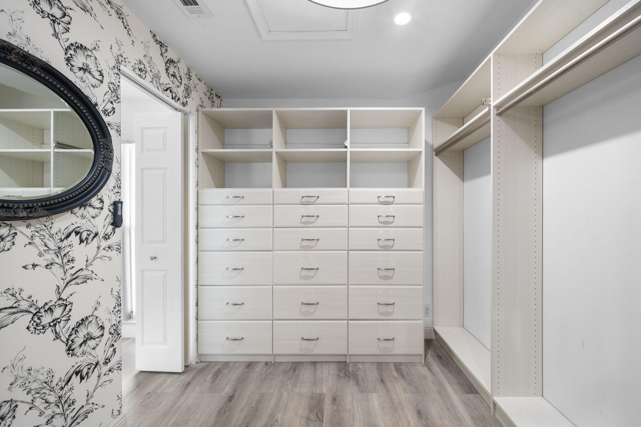 ARBOR WOOD - Residential