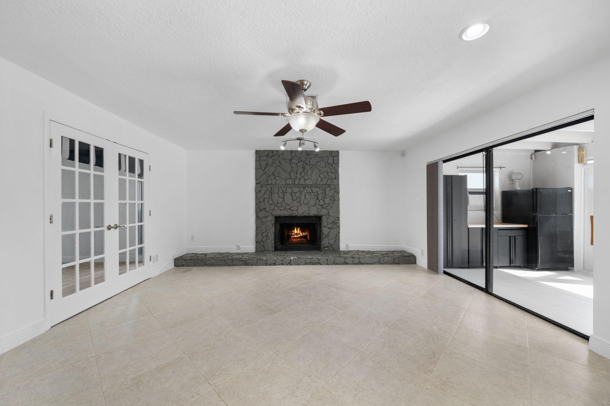 ARBOR WOOD - Residential