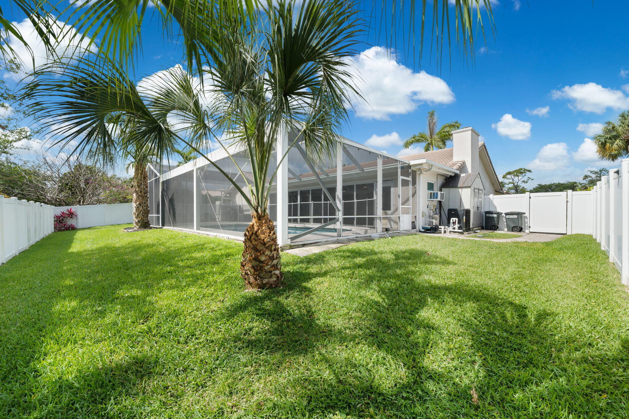 ARBOR WOOD - Residential