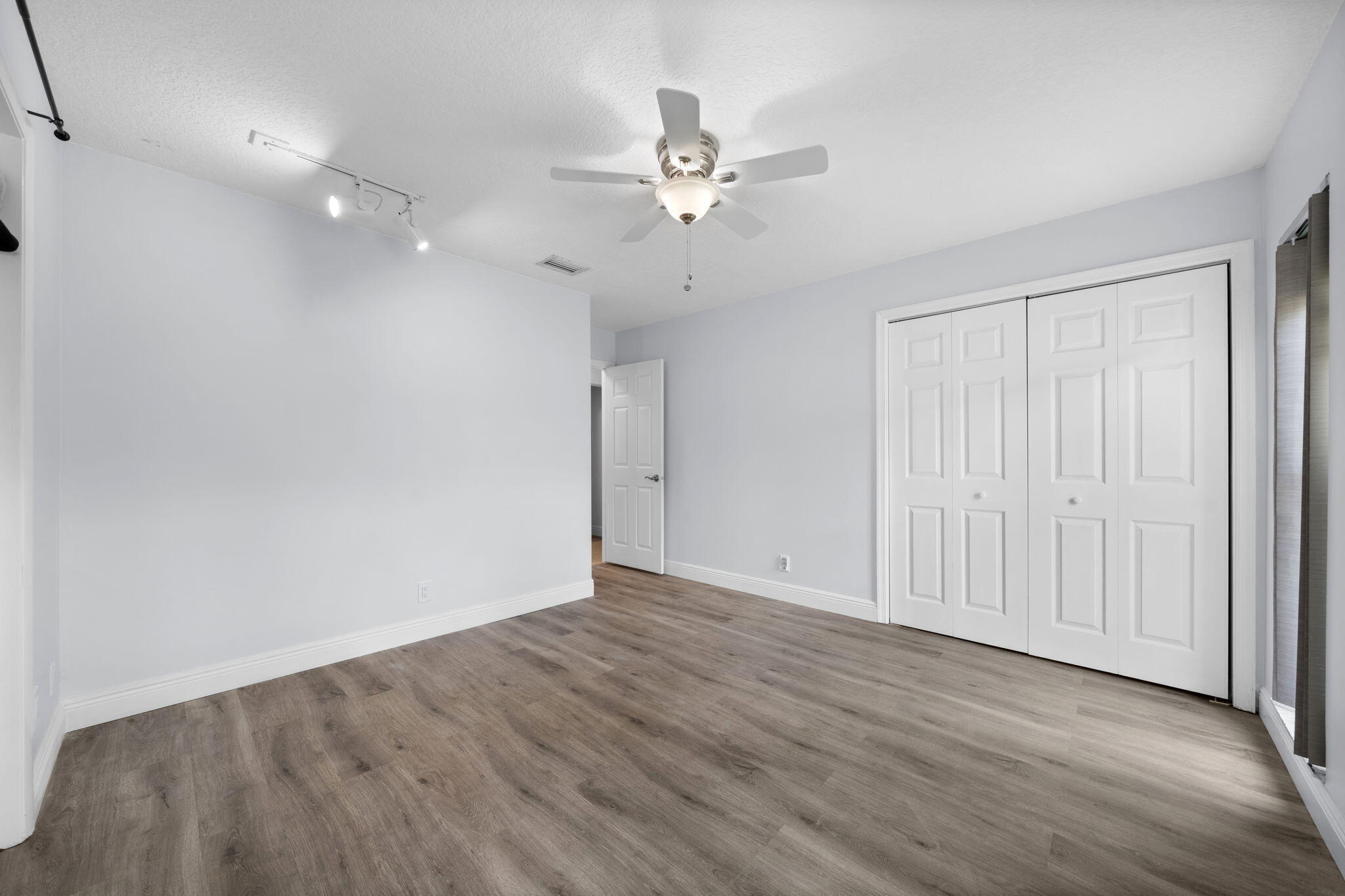ARBOR WOOD - Residential