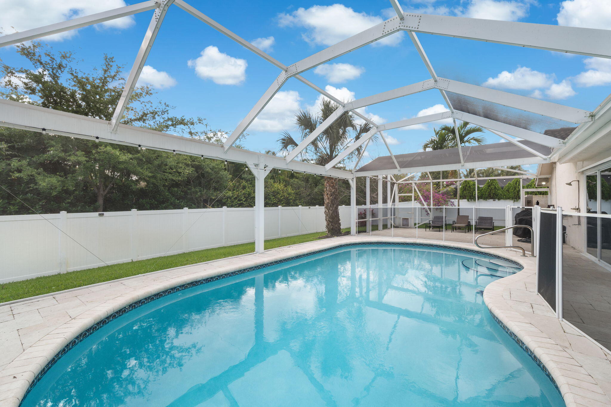 ARBOR WOOD - Residential