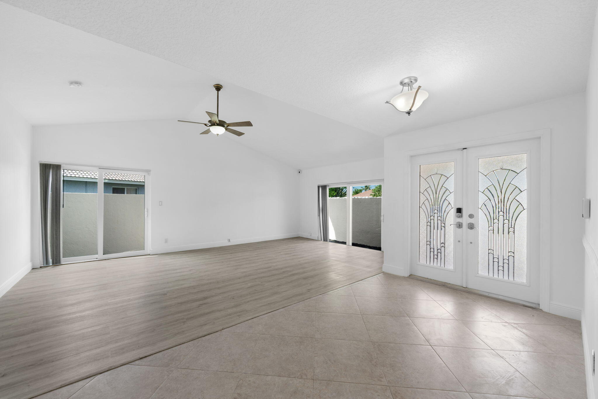 ARBOR WOOD - Residential