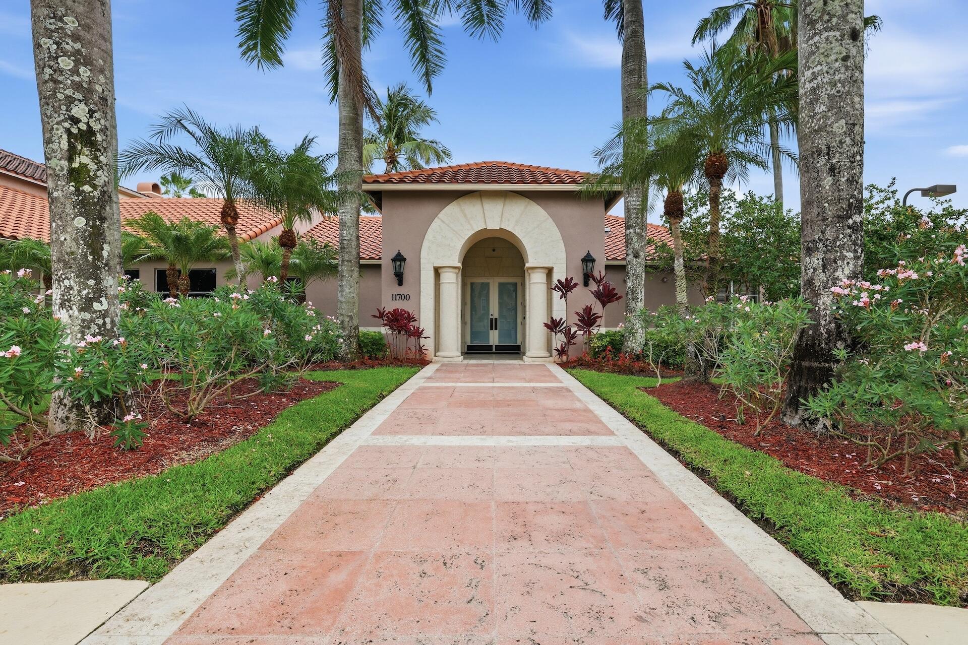 ST ANDREWS AT POLO CLUB CONDO - Residential