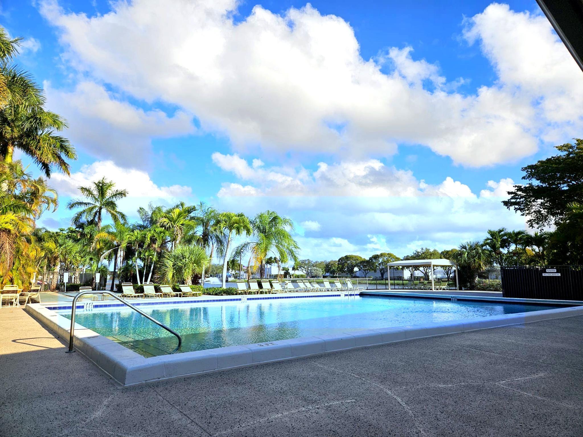 VIEWPOINTE - Residential