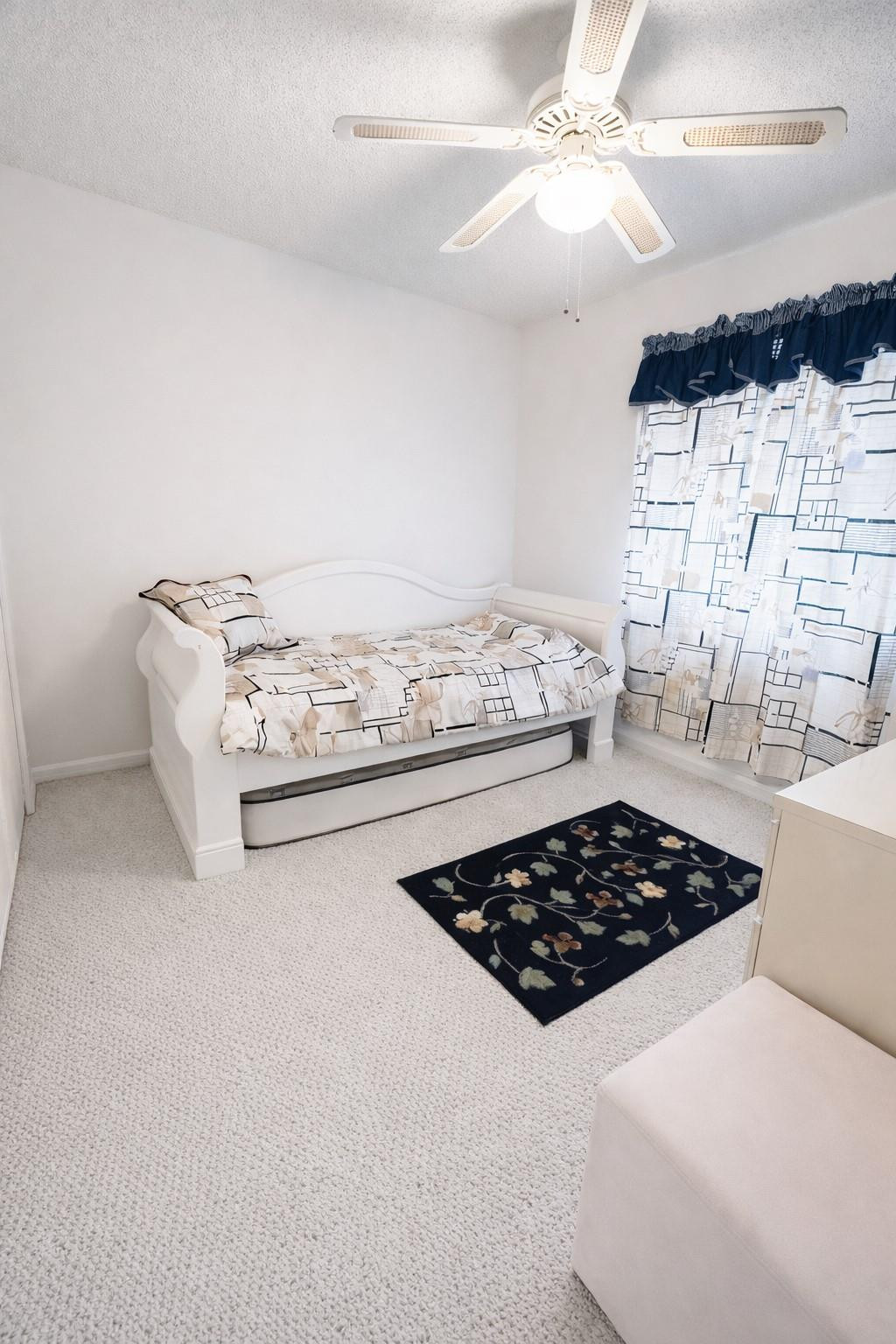 VIEWPOINTE - Residential