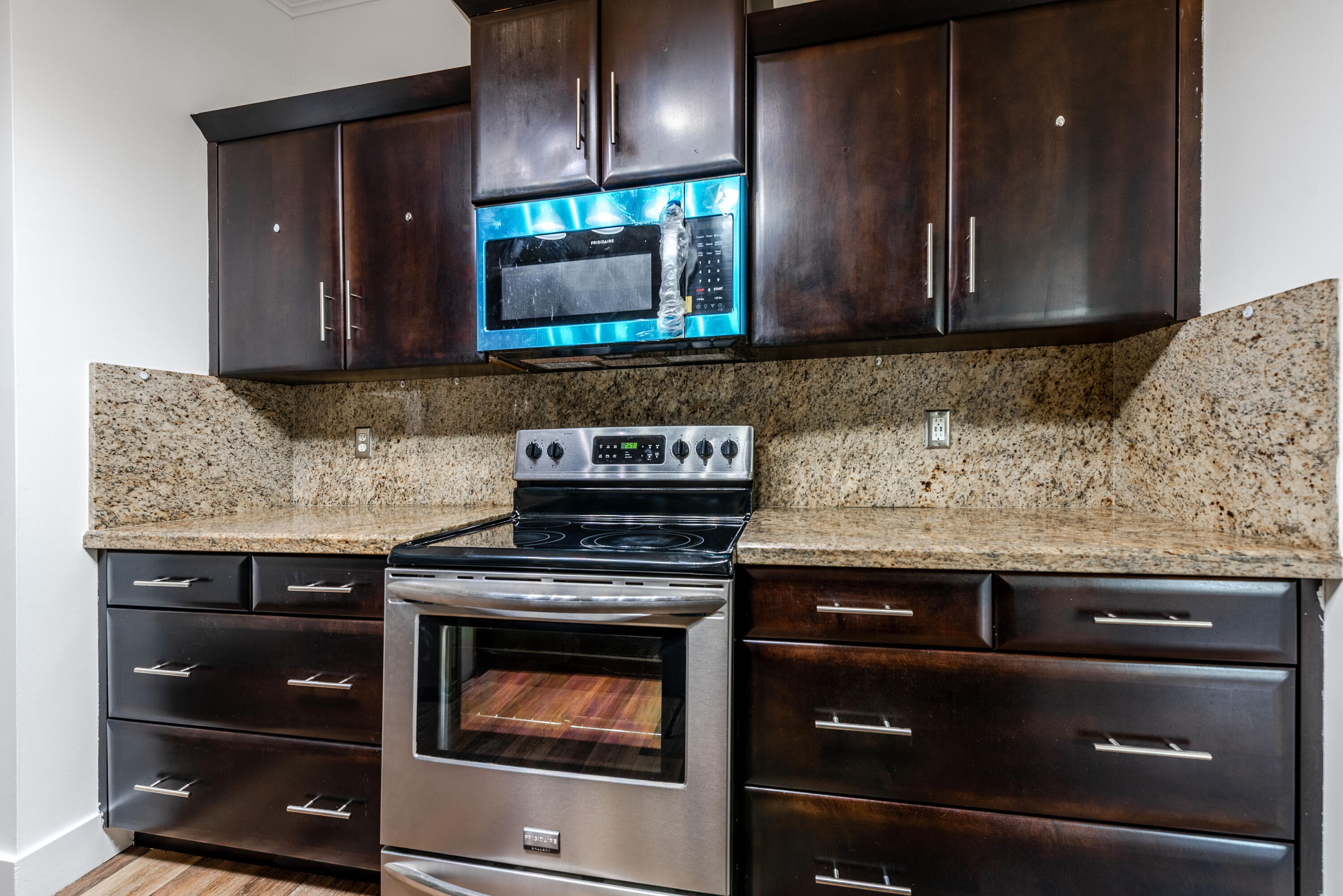 LOXAHATCHEE GROVES - Residential