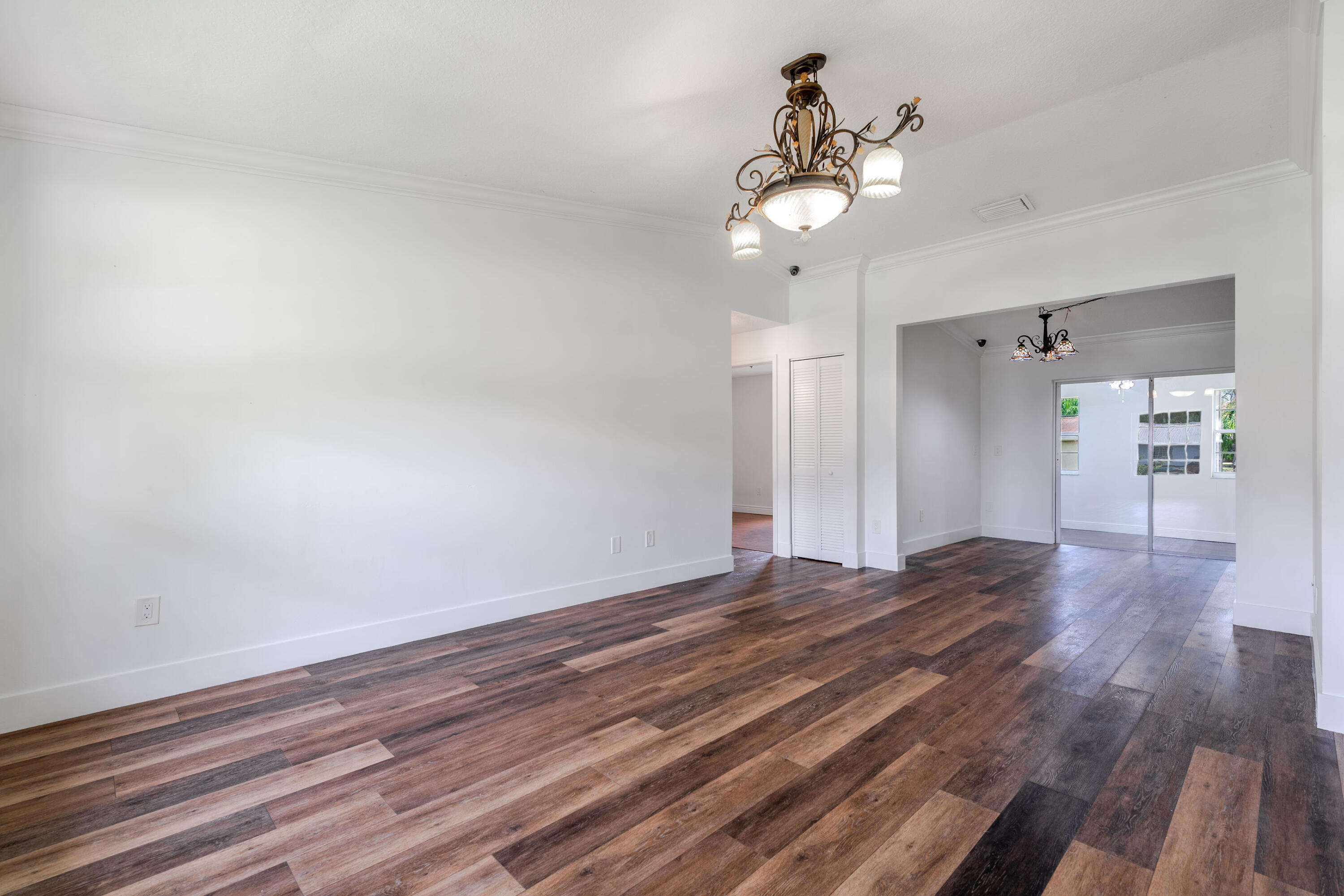 LOXAHATCHEE GROVES - Residential