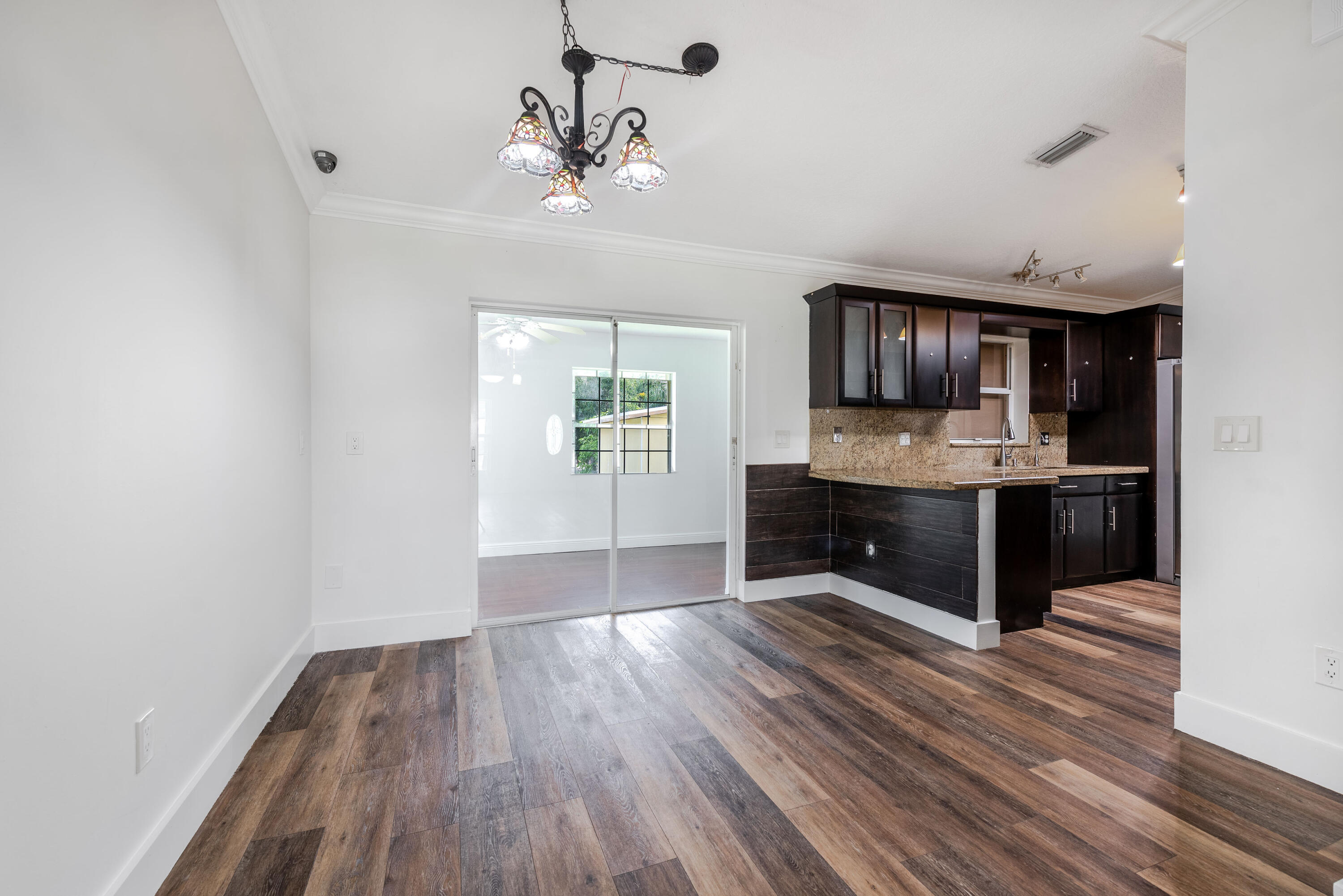LOXAHATCHEE GROVES - Residential