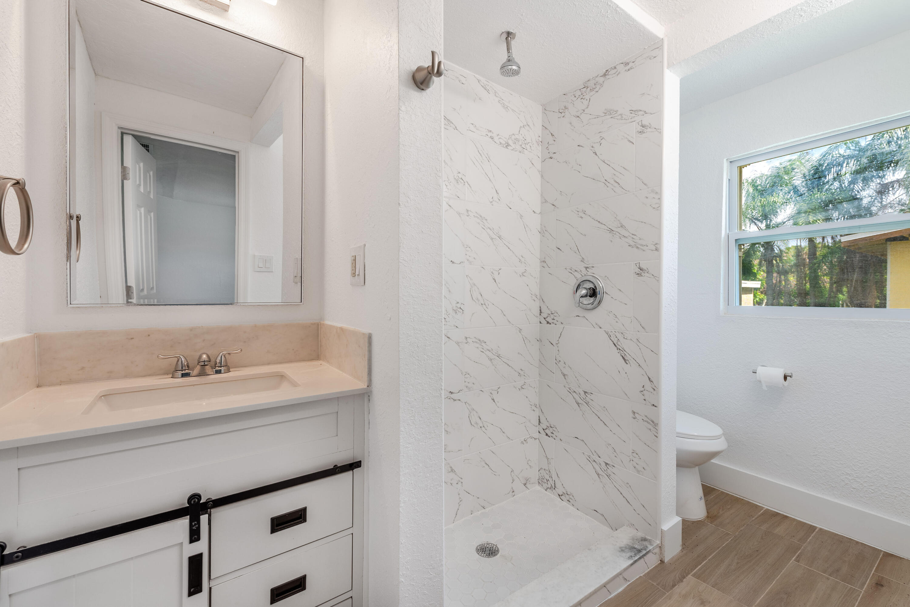 LOXAHATCHEE GROVES - Residential