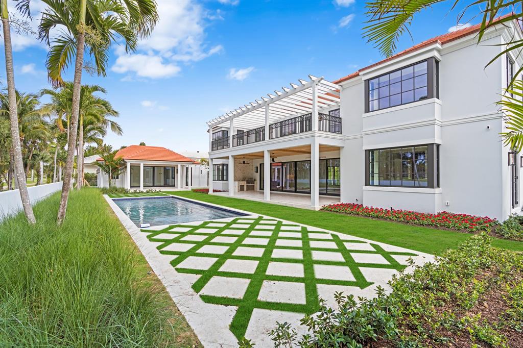 REVERIE - Residential