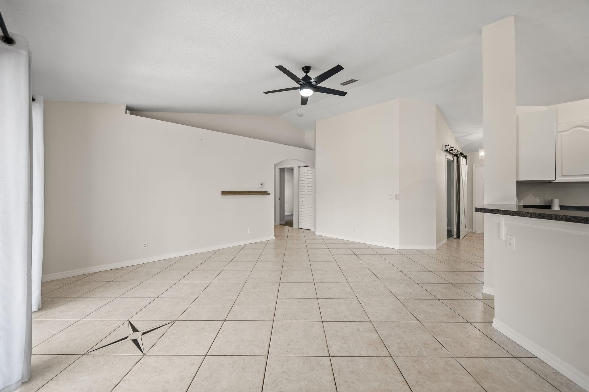 CYPRESS HEAD UNIT 1 - Residential