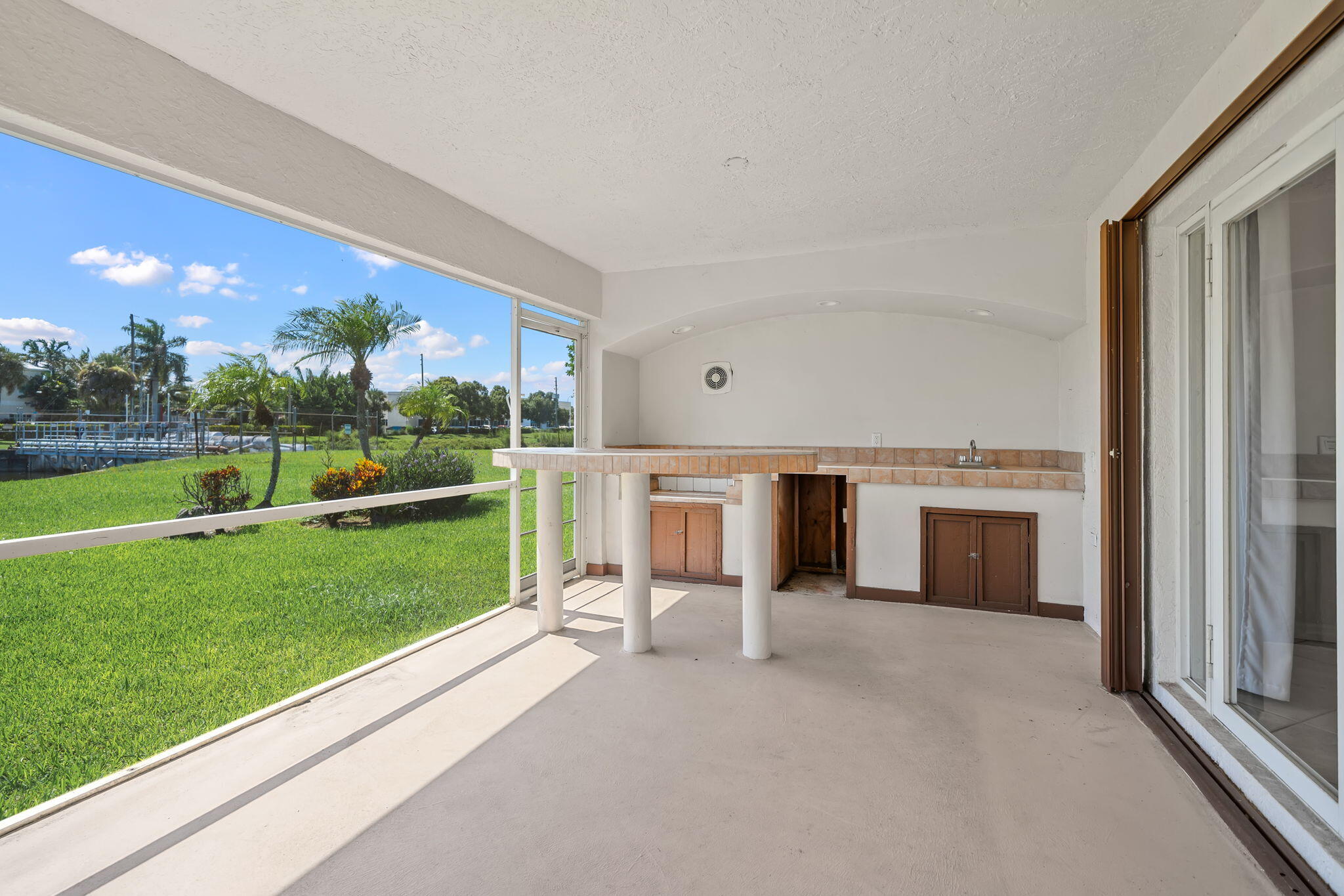 CYPRESS HEAD UNIT 1 - Residential