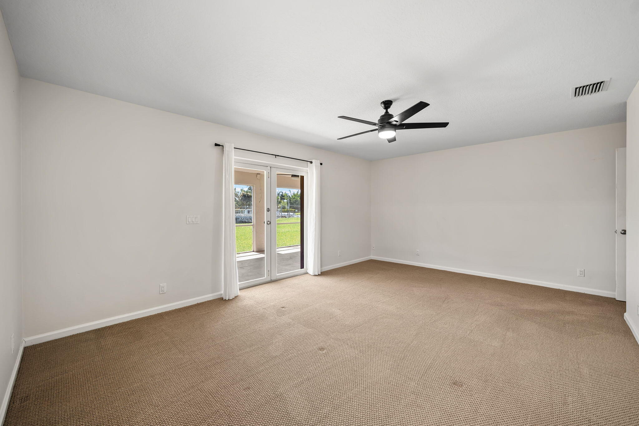 CYPRESS HEAD UNIT 1 - Residential