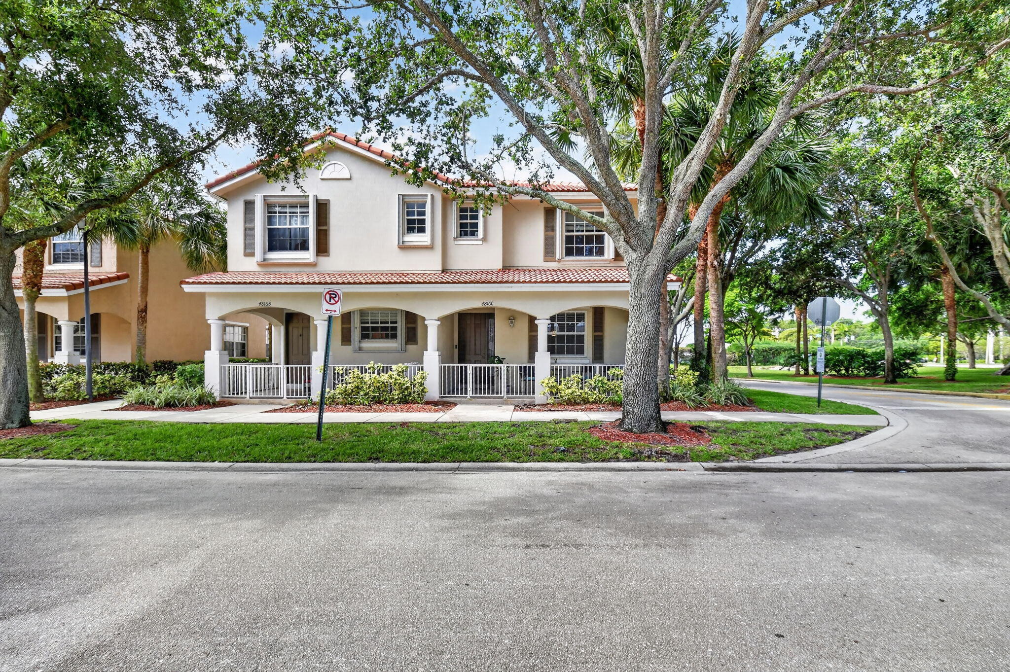 Rare corner unit townhouse in the highly sought-after Bexley Park neighborhood! This exquisite 3BR/2.5BA townhouse features a highly desirable 2-car garage and a private fenced front patio perfect for relaxing. Step inside to find a beautifully renovated kitchen, bright open living spaces, and absolutely no carpet for easy maintenance. Enjoy ultimate peace of mind with full hurricane impact windows on the first floor and primary bedroom. Nestled in a vibrant, friendly community boasting a resort-style pool, playgrounds, a fitness trail, and fun holiday events. Centrally located just minutes from Downtown Delray Beach, I-95, and an abundance of premier shopping and dining. This turnkey gem is a rare opportunity in a prime location!