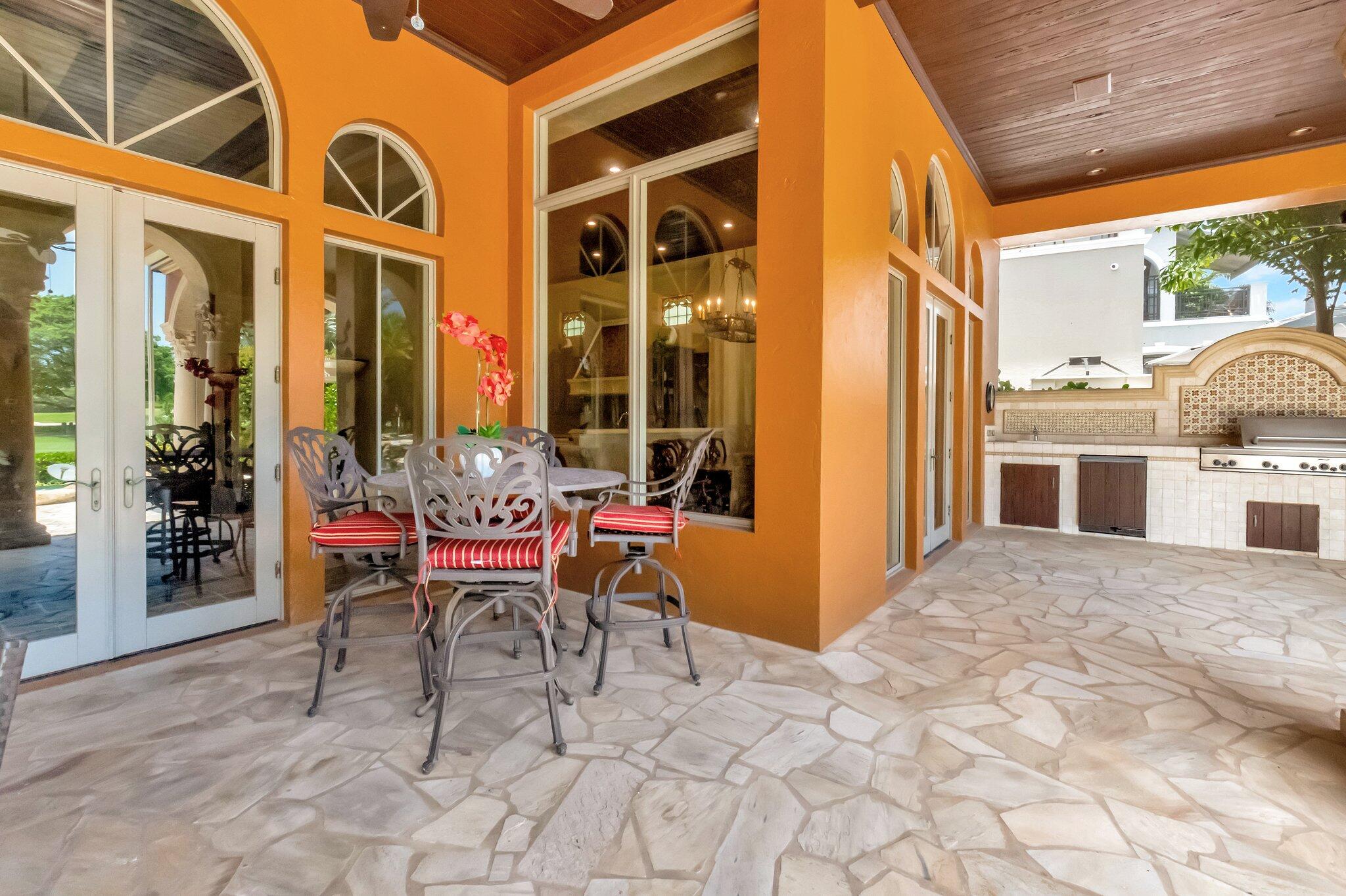MIZNER LAKE ESTATES - Residential