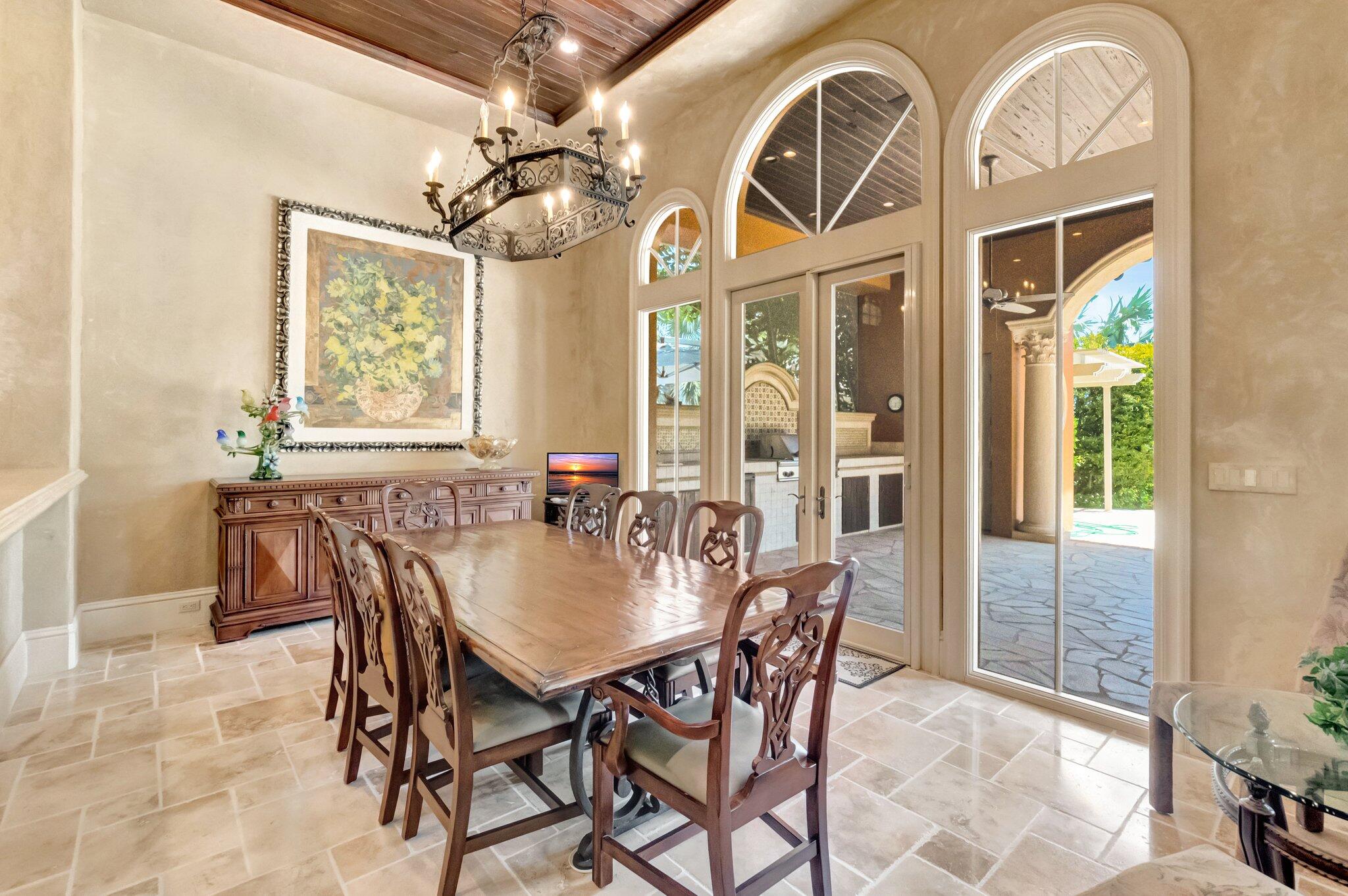MIZNER LAKE ESTATES - Residential