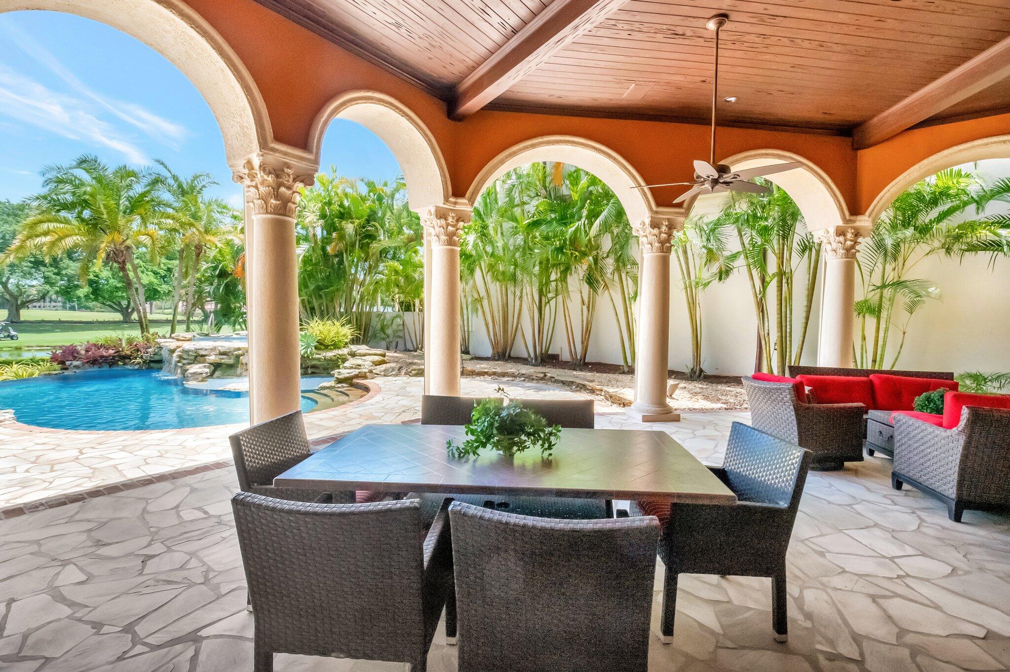 MIZNER LAKE ESTATES - Residential