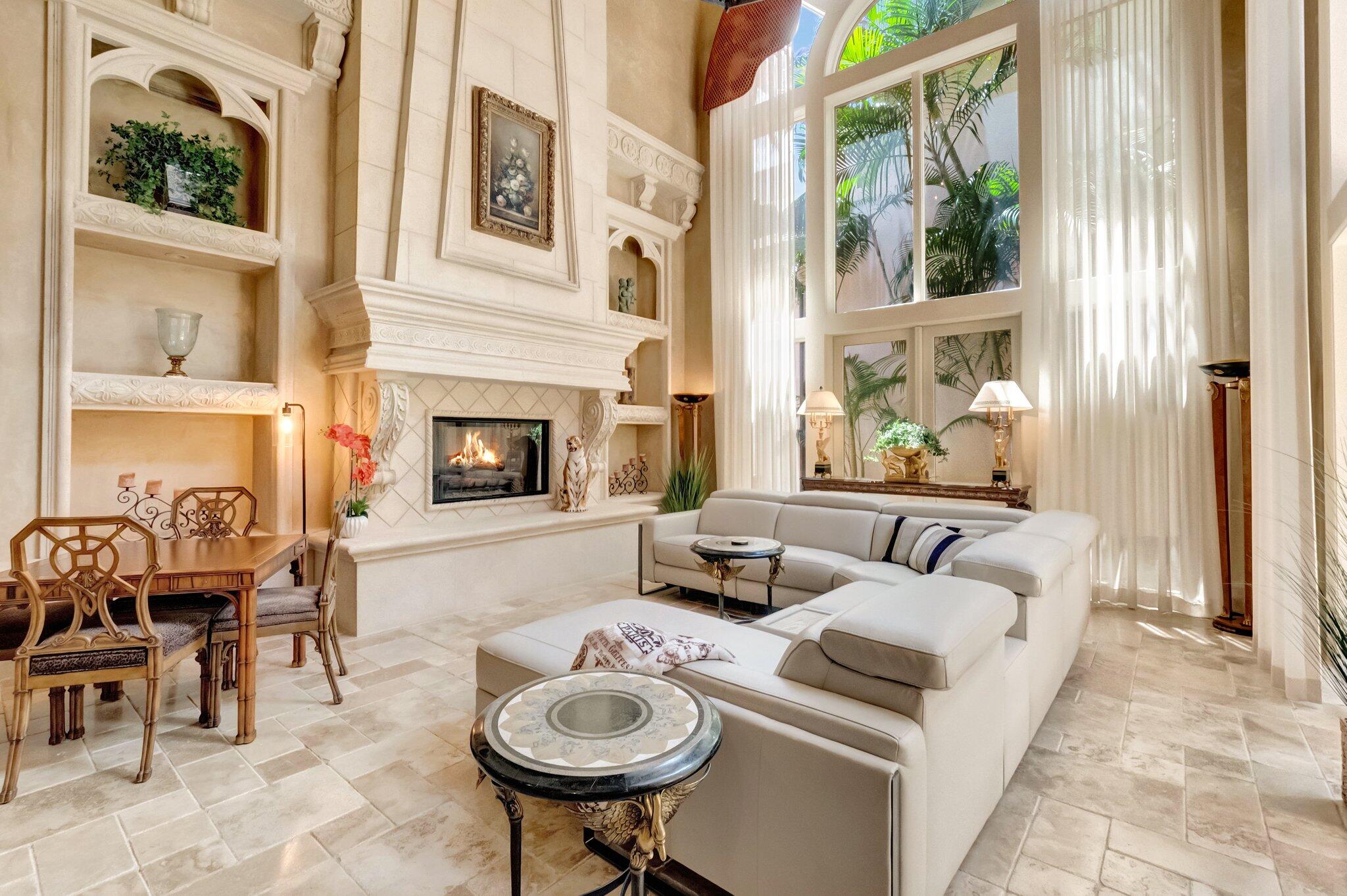 MIZNER LAKE ESTATES - Residential