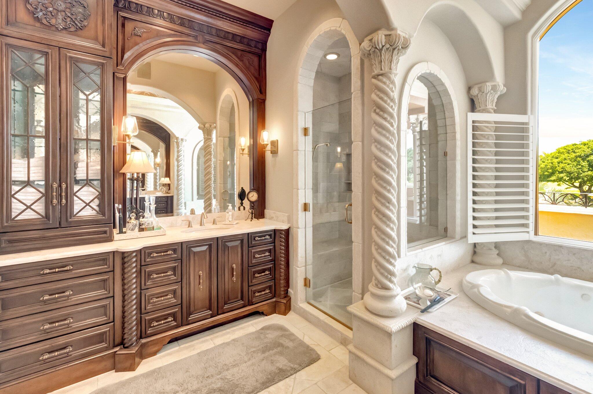 MIZNER LAKE ESTATES - Residential