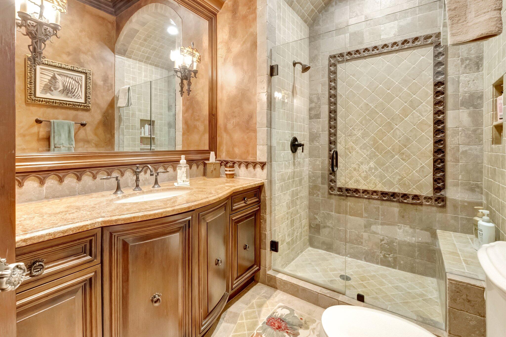 MIZNER LAKE ESTATES - Residential