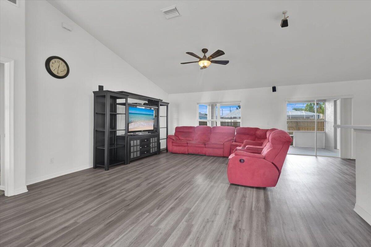 PORT ST LUCIE SECTION 39 - Residential