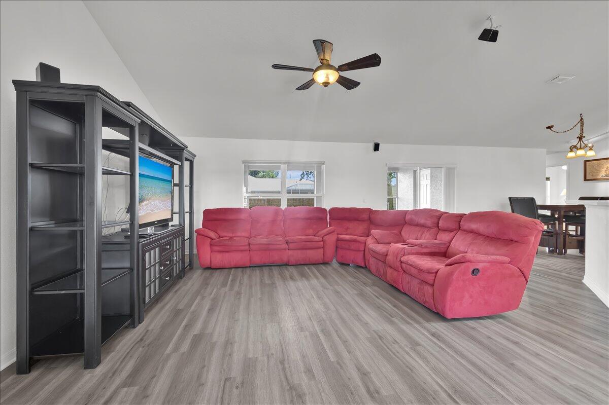 PORT ST LUCIE SECTION 39 - Residential