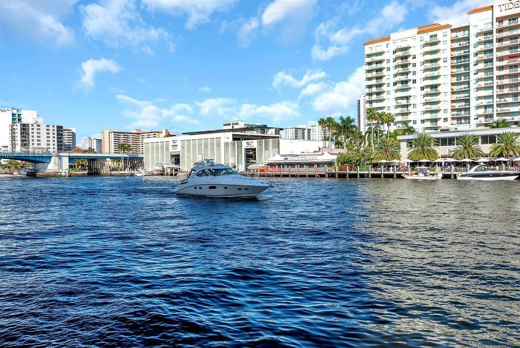 LAUDERDALE TOWER CONDO - Residential Lease