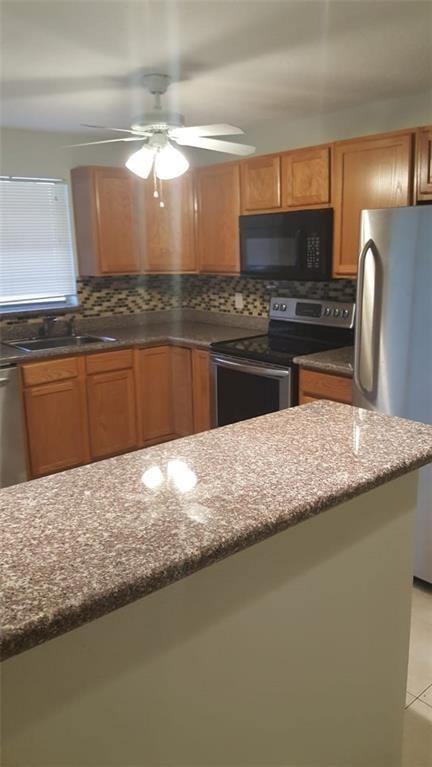 ELDORADO PLAZA WEST CONDO - Residential