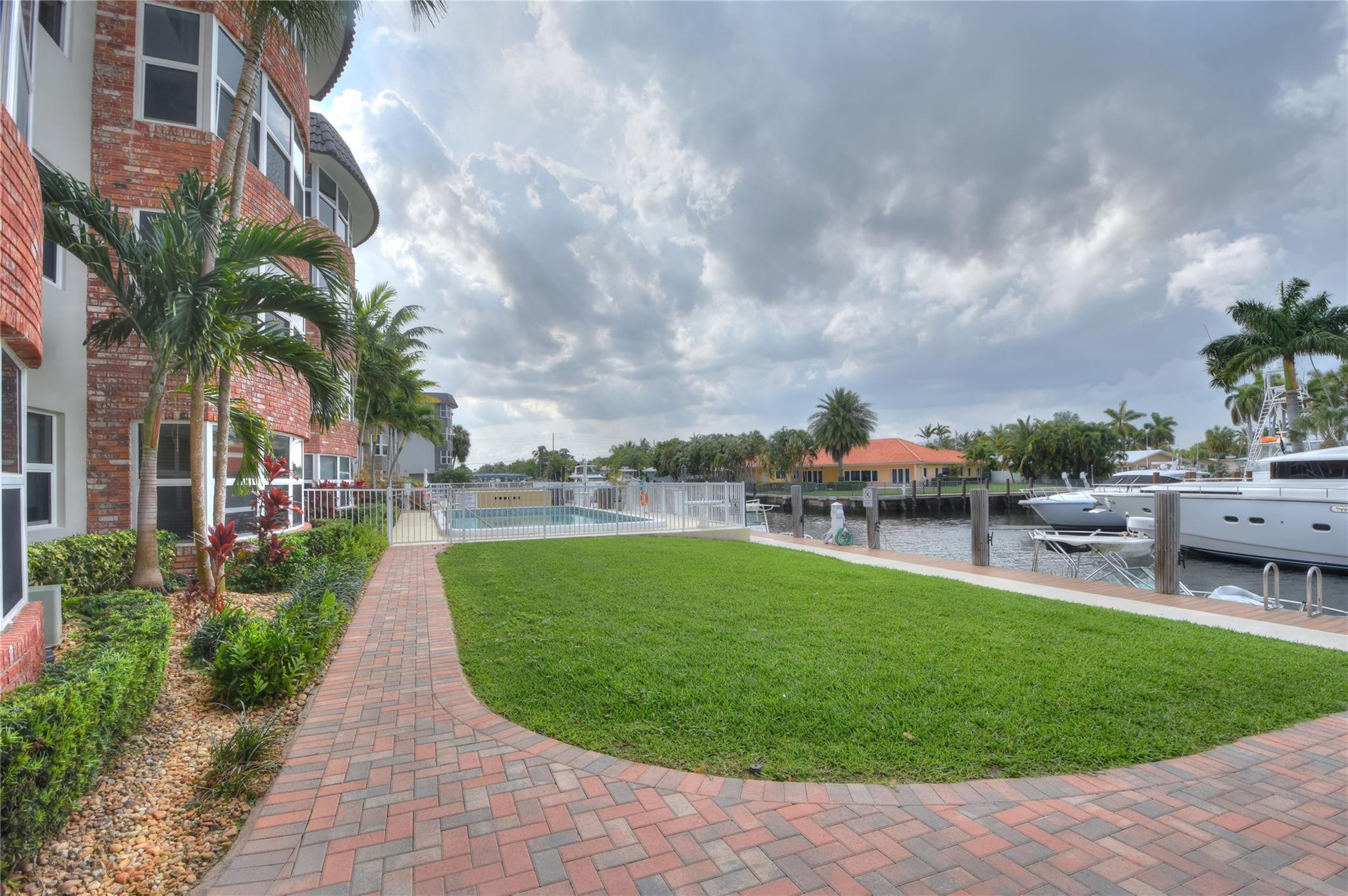 HERITAGE LANDINGS CONDO - Residential Lease