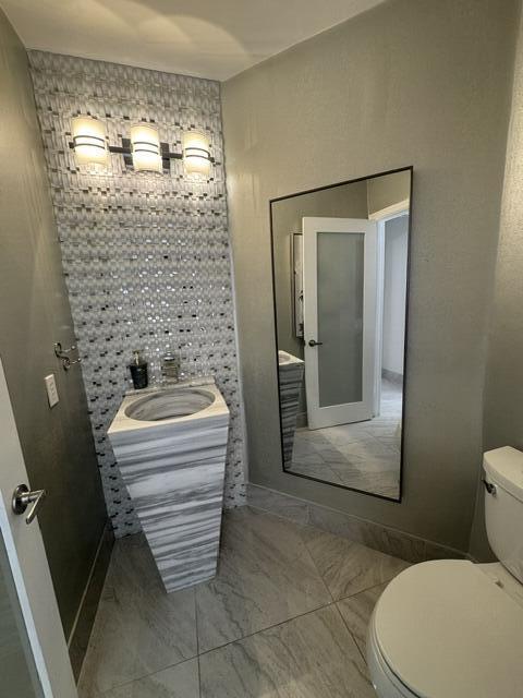 NEW ORLEANS LAKESITES - Residential