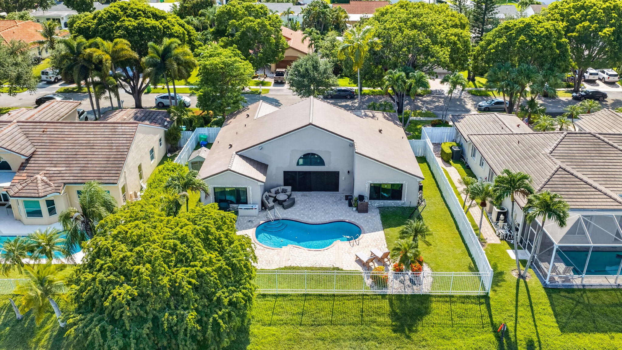 NEW ORLEANS LAKESITES - Residential