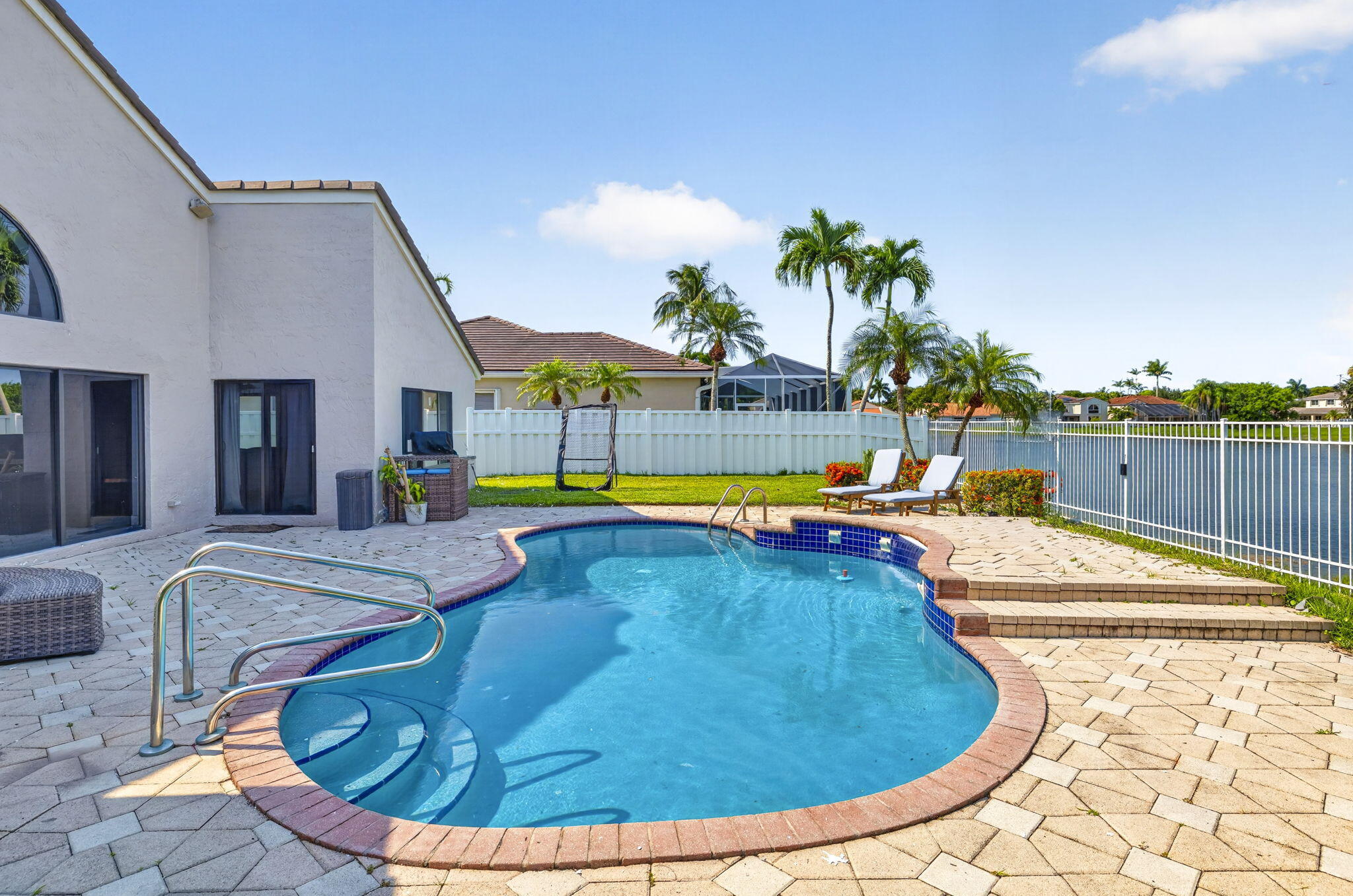 NEW ORLEANS LAKESITES - Residential