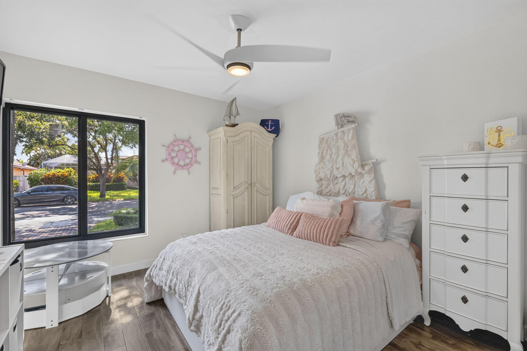NEW ORLEANS LAKESITES - Residential