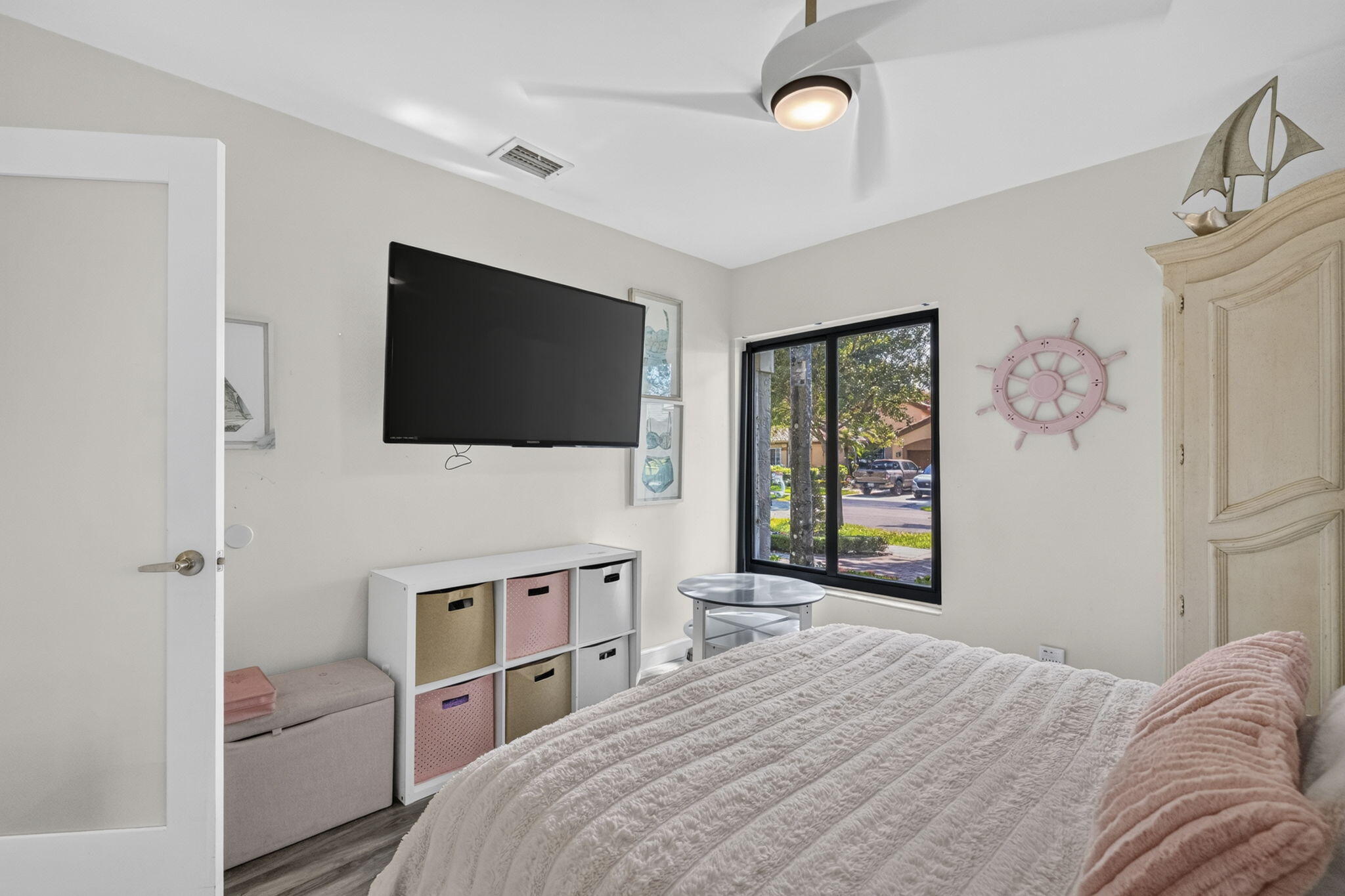 NEW ORLEANS LAKESITES - Residential