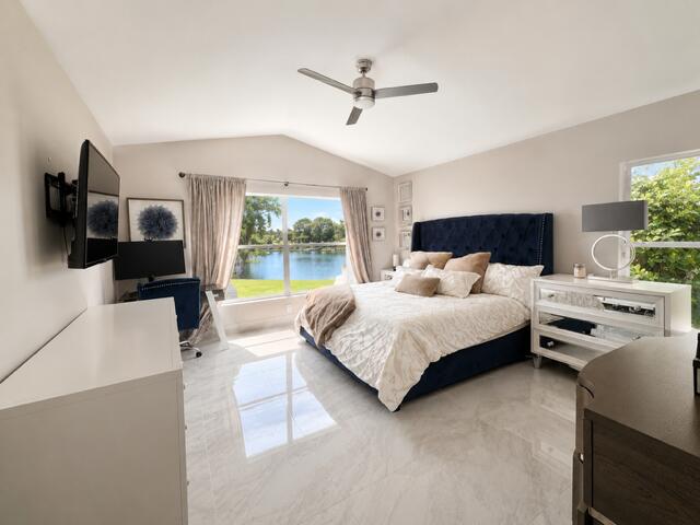 NEW ORLEANS LAKESITES - Residential