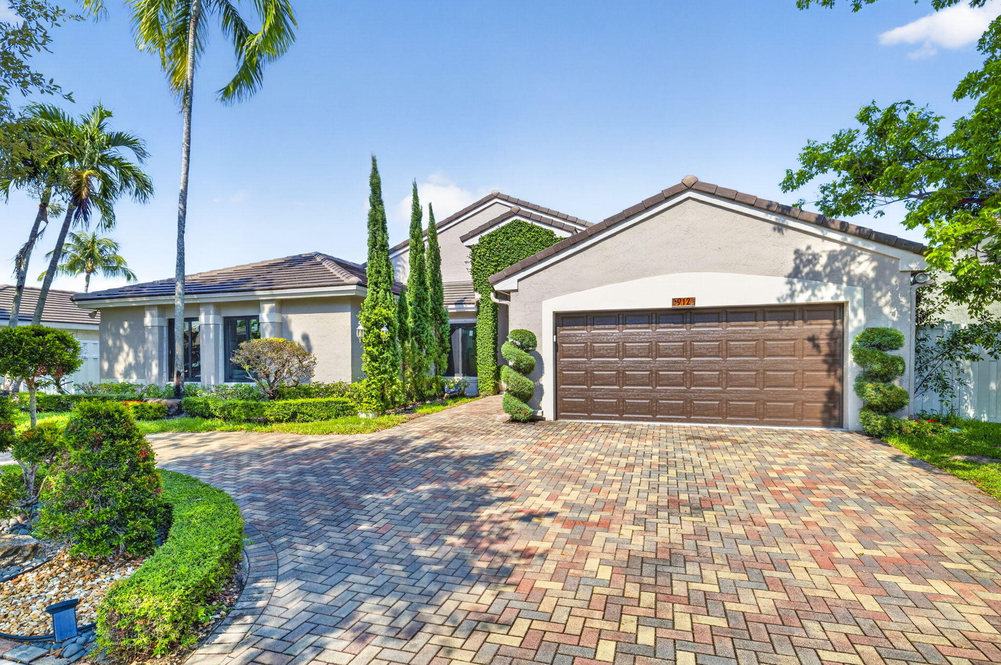 NEW ORLEANS LAKESITES - Residential