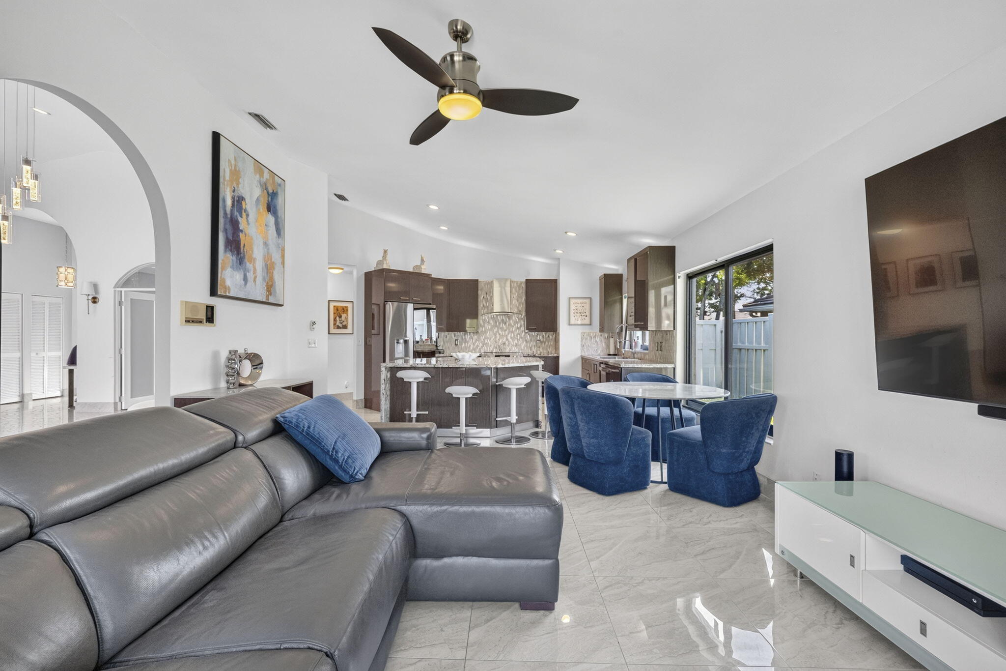 NEW ORLEANS LAKESITES - Residential