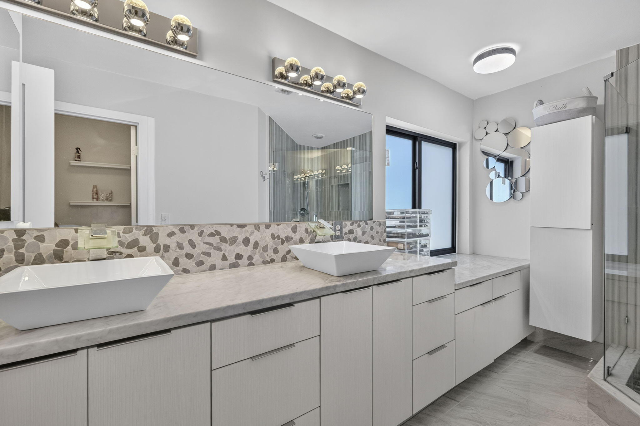 NEW ORLEANS LAKESITES - Residential