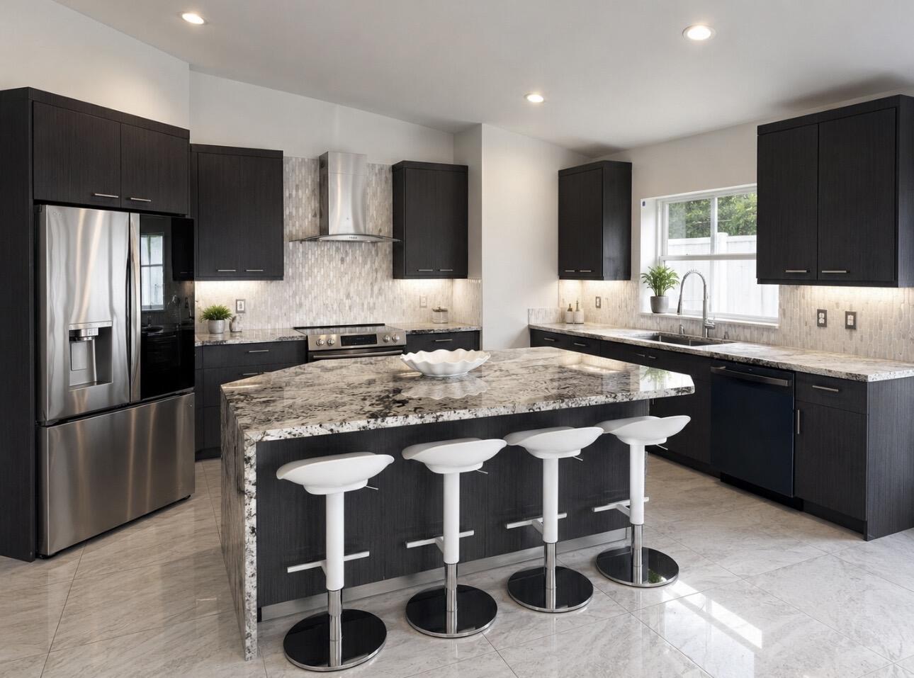 NEW ORLEANS LAKESITES - Residential