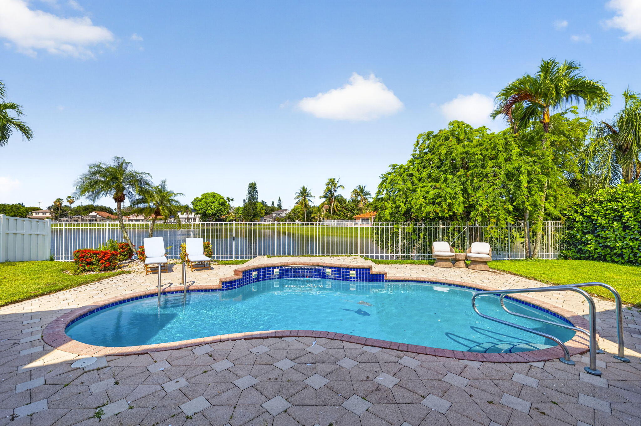 NEW ORLEANS LAKESITES - Residential