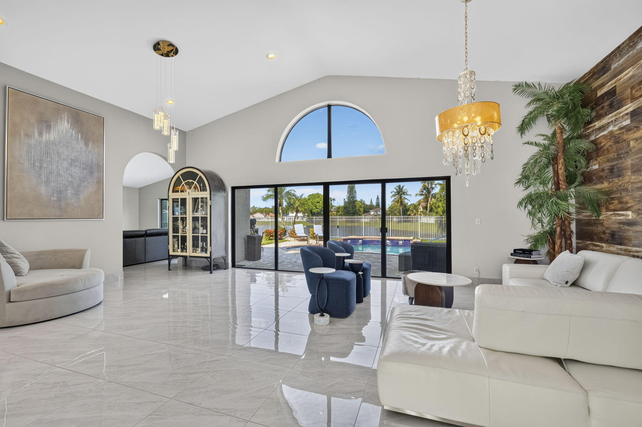 NEW ORLEANS LAKESITES - Residential