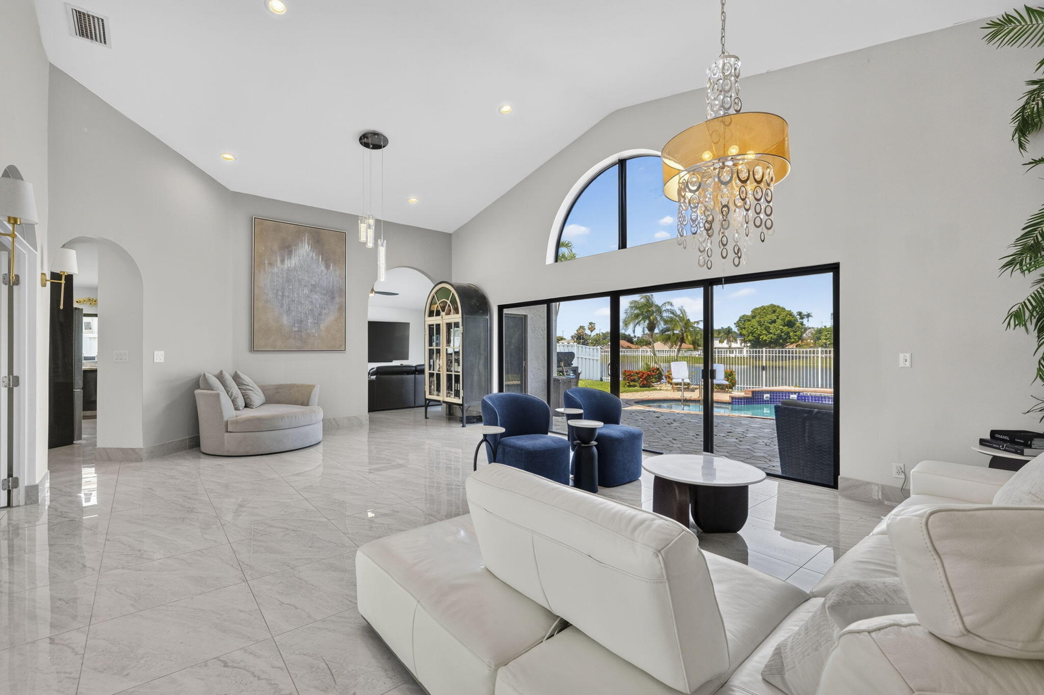 NEW ORLEANS LAKESITES - Residential