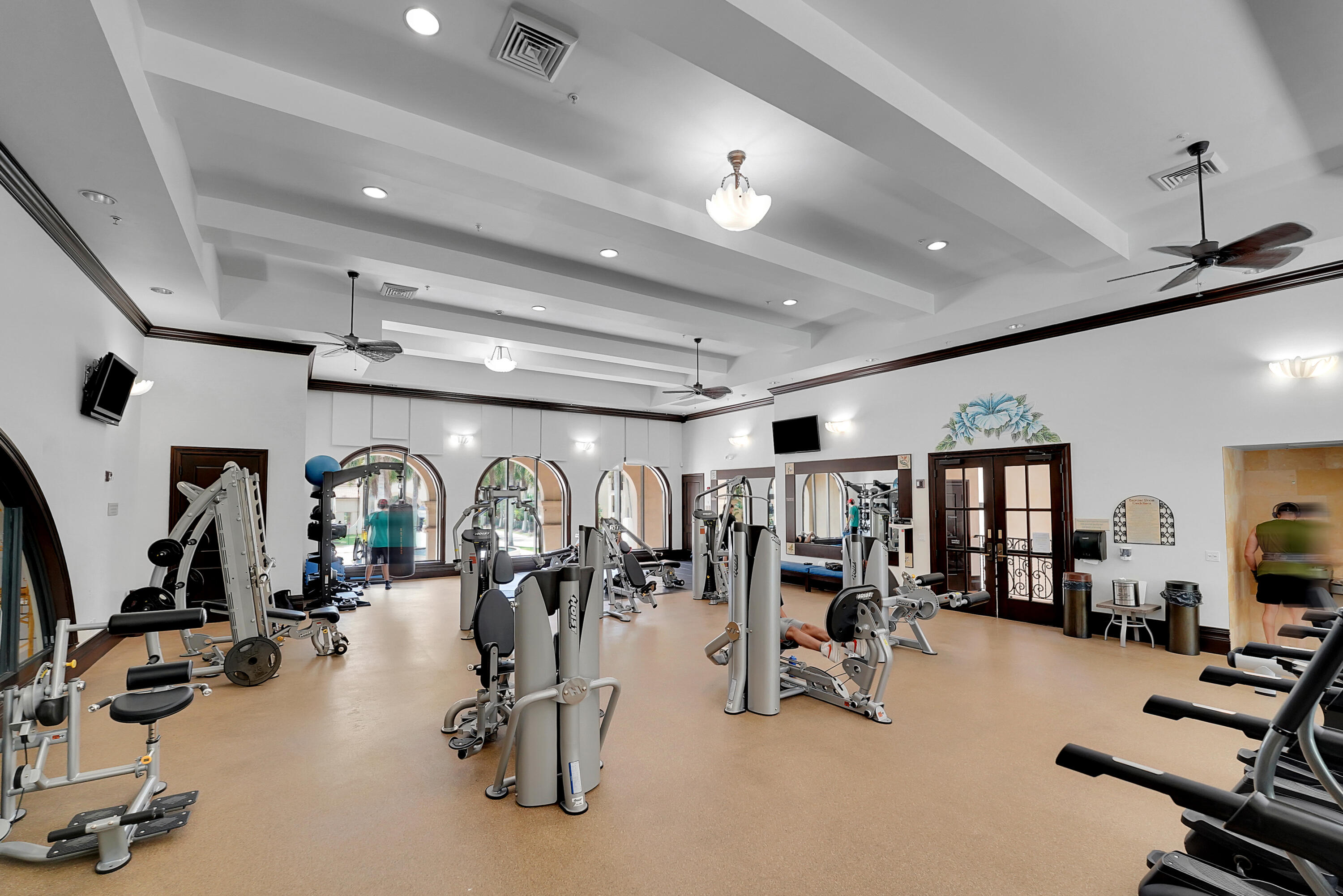 SAWGRASS LAKES - Residential