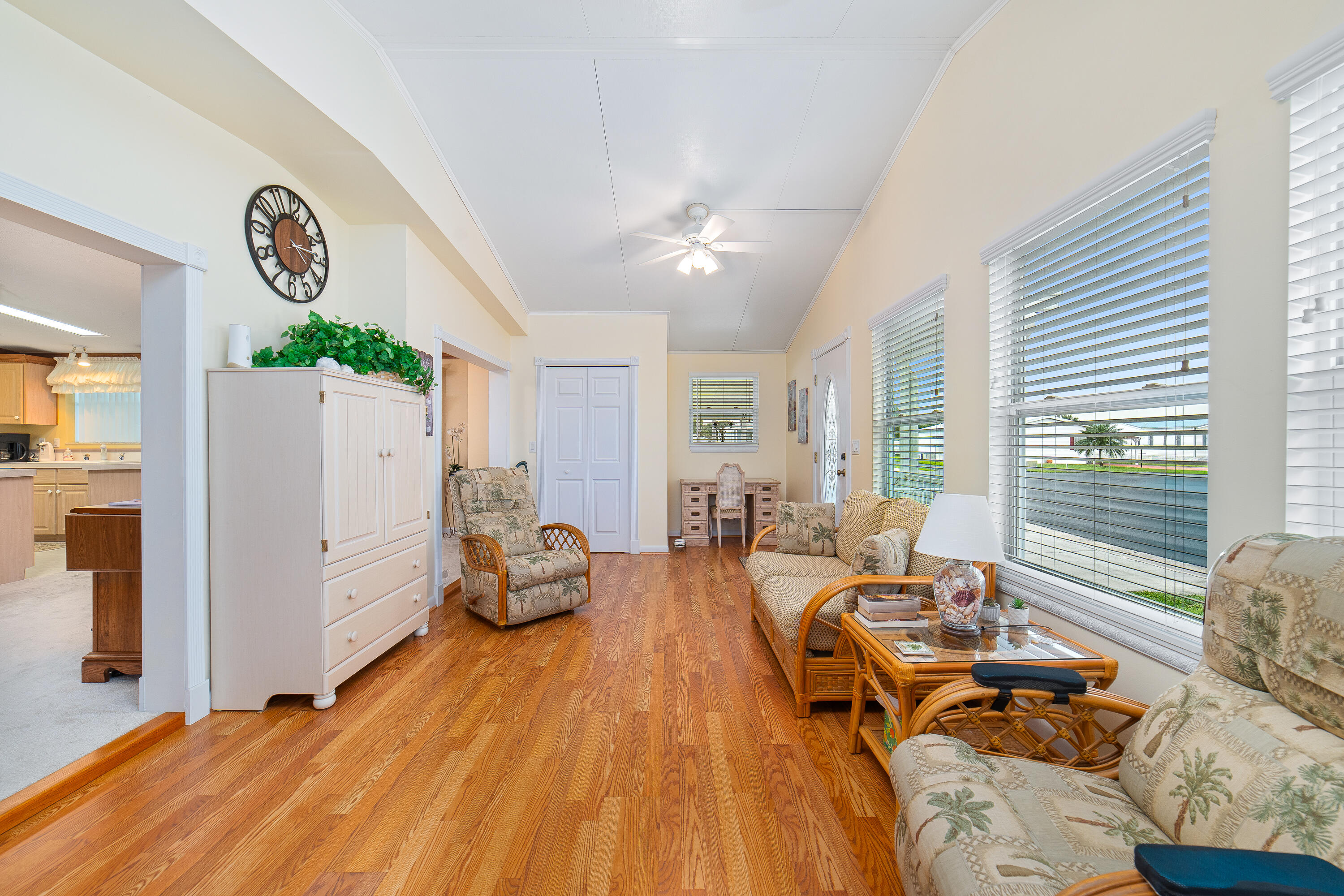 SEMINOLE COVE CONDOMINIUM - Residential