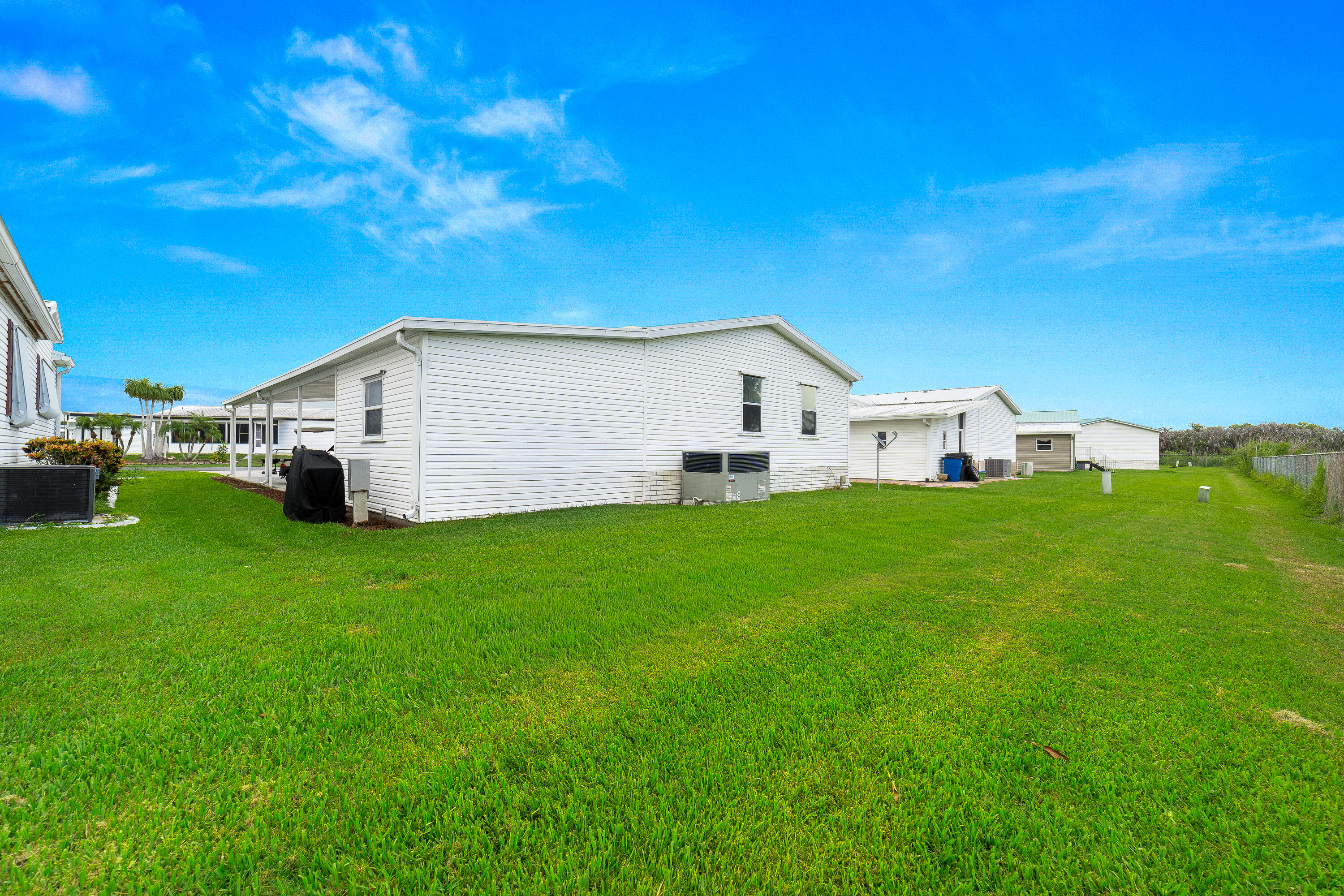 SEMINOLE COVE CONDOMINIUM - Residential