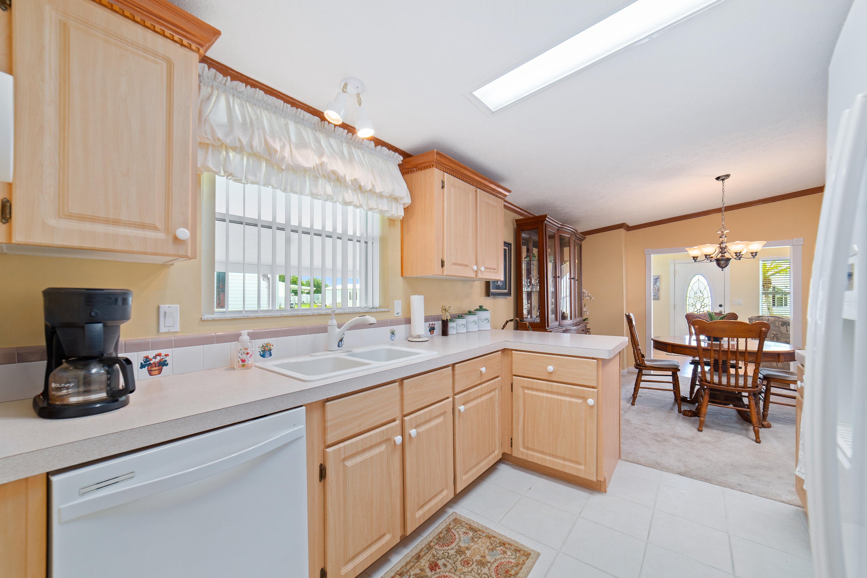 SEMINOLE COVE CONDOMINIUM - Residential
