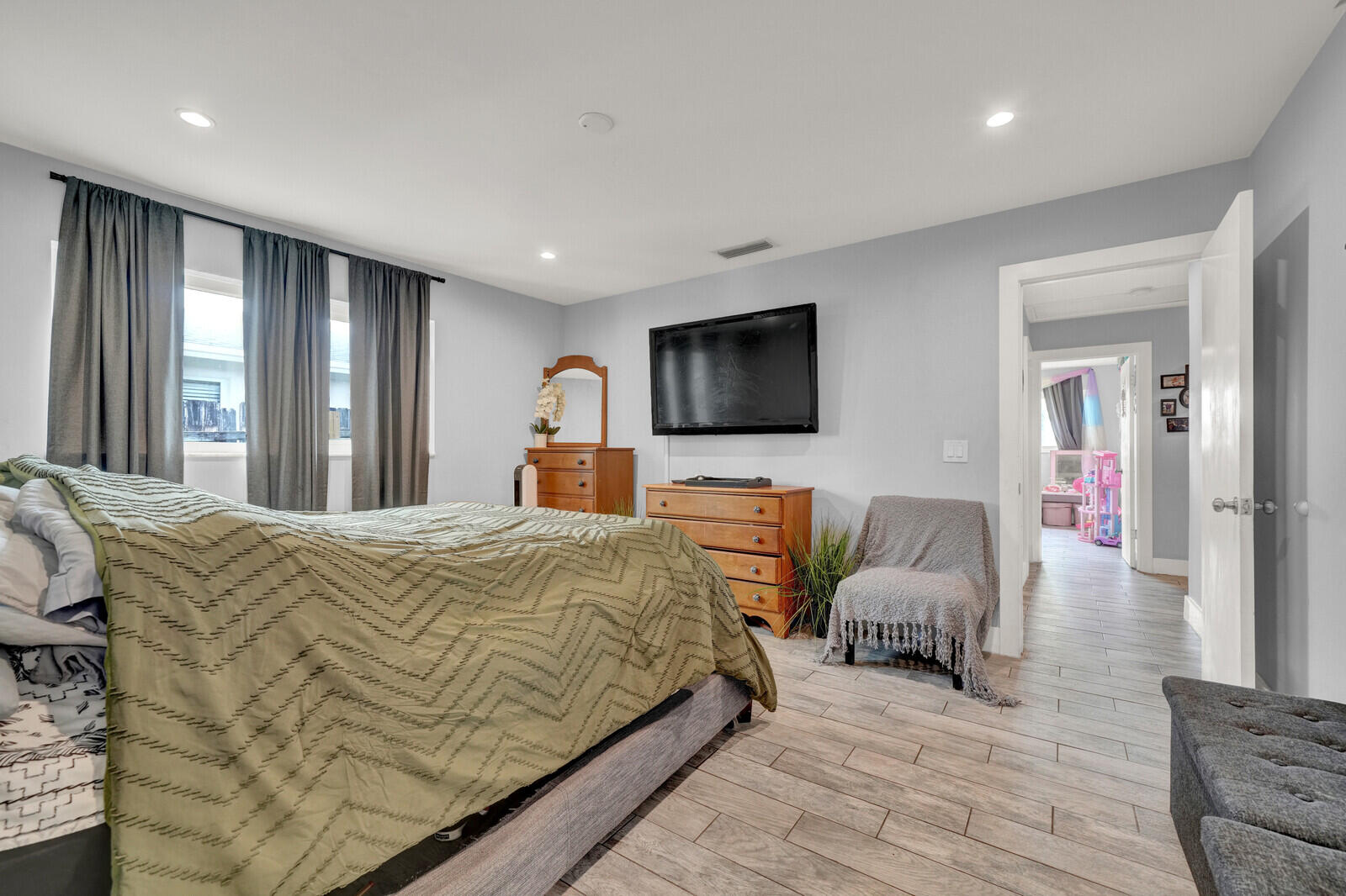SANDALFOOT COVE SECTION 2 IN - Residential