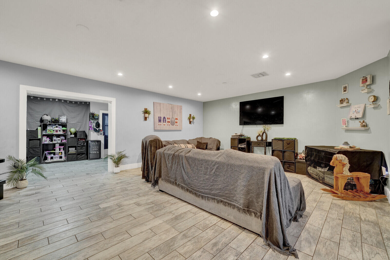SANDALFOOT COVE SECTION 2 IN - Residential