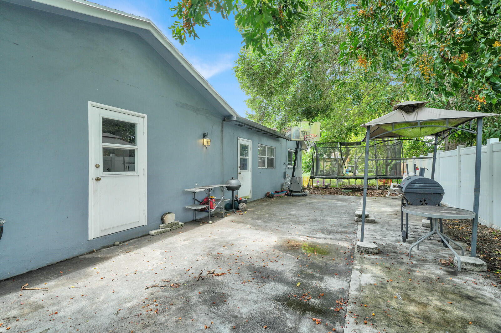 SANDALFOOT COVE SECTION 2 IN - Residential