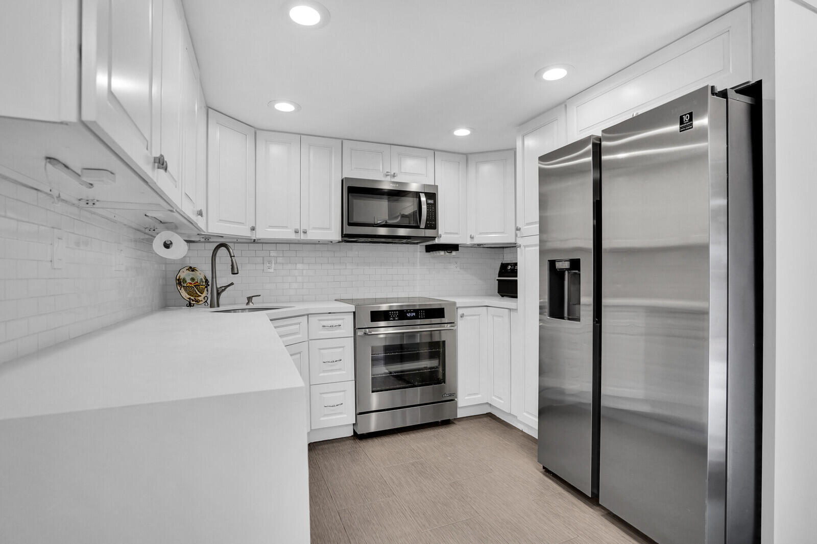 BOCA RIO NORTH - Residential Lease